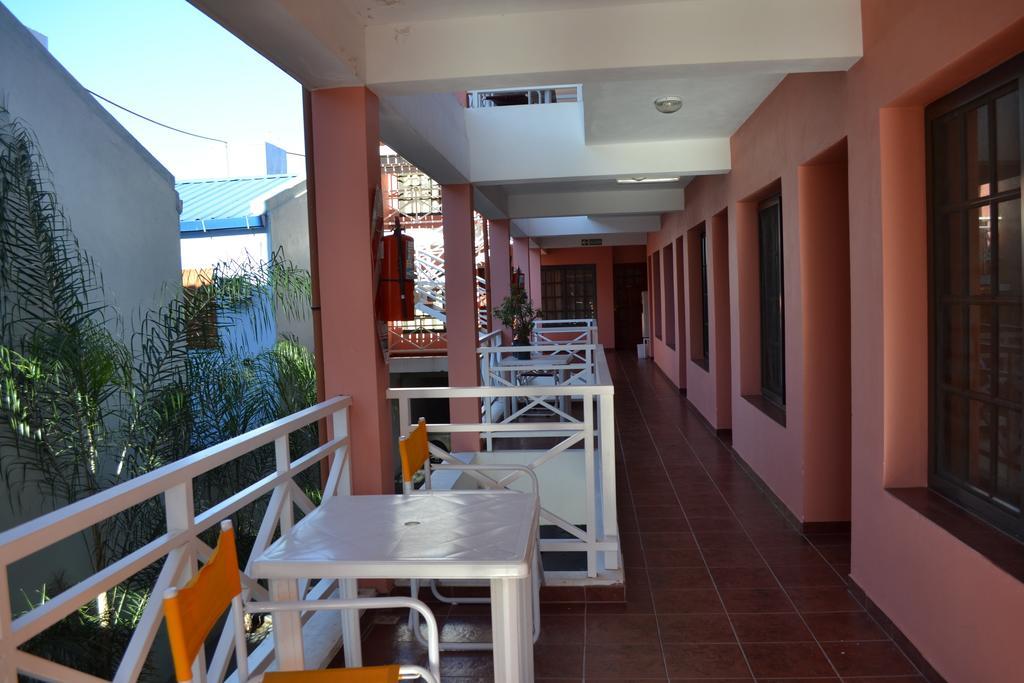 Apart Hotel Guarumba Federacion Exterior photo